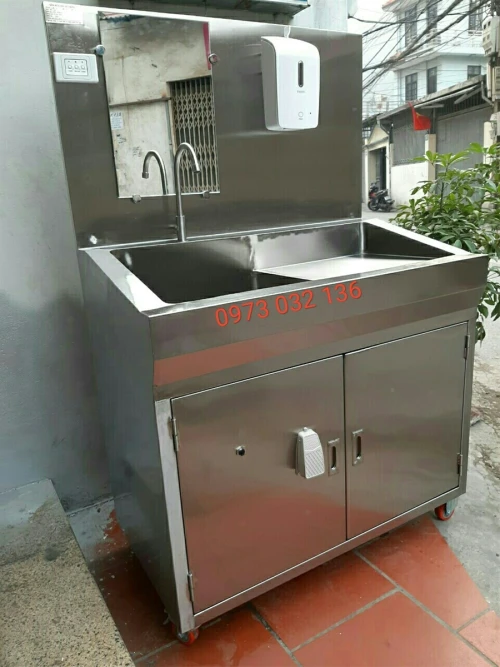 Bồn rửa tay tiệt trùng, Loại inox 1 vòi và1 mặt bàn